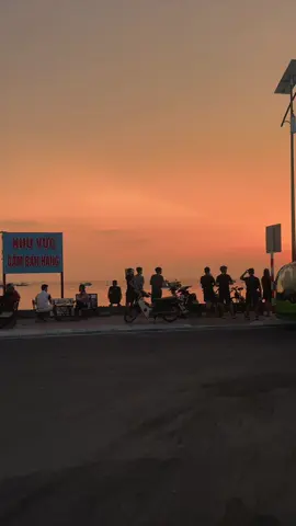 Hoàng hôn tại Cô Tô đẹp mê.✨🌤️🌊#daocoto #coto #nammoreview #cotogenz #dulich #biển #he #dulichvietnam 