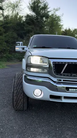 😜😜 #fyp #24x12s #blondes #gmc #lulu 