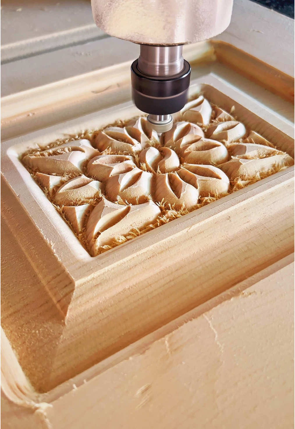 Next-Level Wood Carving with CNC Router – Just Wow 😱