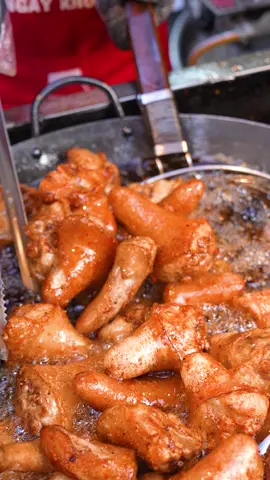 Đuôi heo chiên giòn rụm