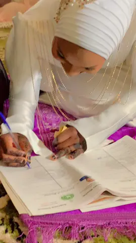 H&A mashaAllah🤍May Allah bless ur marriage ba dia 👏🏼🙏#nikka #nikkahbride #creatorsearchinsights #modest #hottestwifey10 #fypシ゚ #halal #CapCut #brothers 