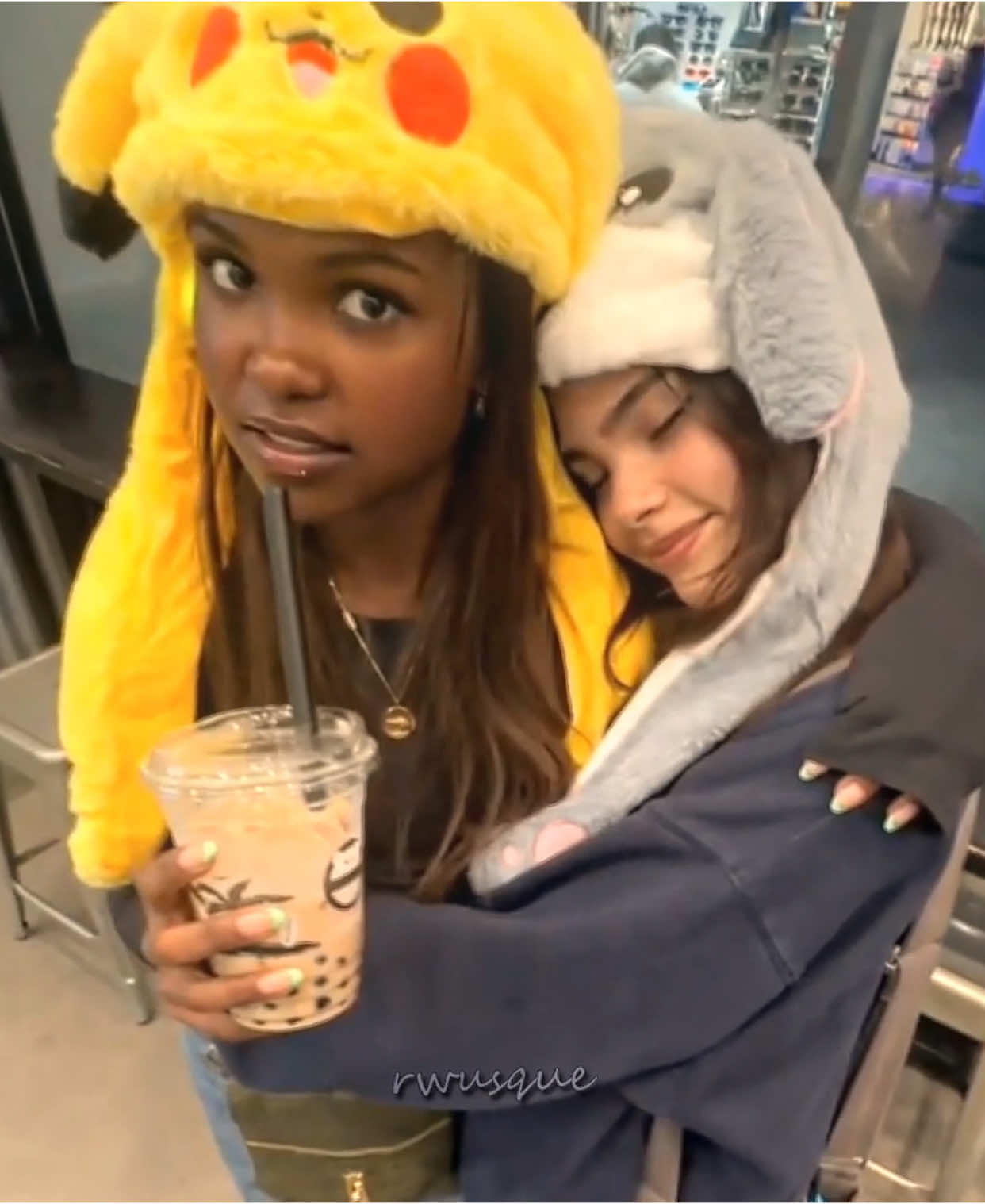 i miss them || #arianagreenblatt #arianagreenblattedit #edit #rwusque #splatt777 #fyp #aftereffects #viral #foryou #donotflop #makemefamous #xyzbcafypシ || @ariana @Saitama is better than Goku 