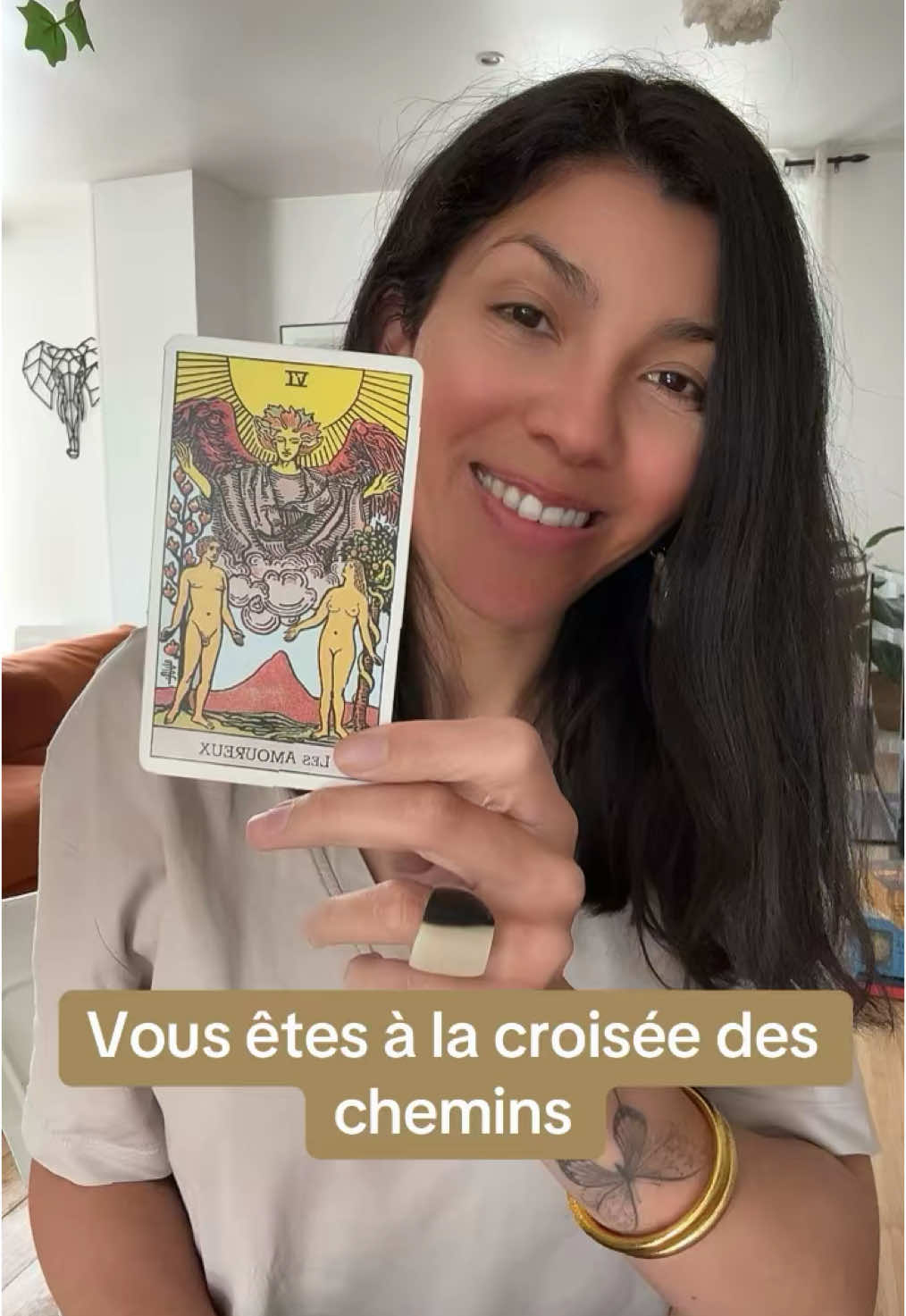 🙏🏽 VOUS ÊTES À LA CROISÉE DES CHEMINS 🙏🏽 #medium #cartomancie #tiragedecarte #voyance #pourtoi #guidance 