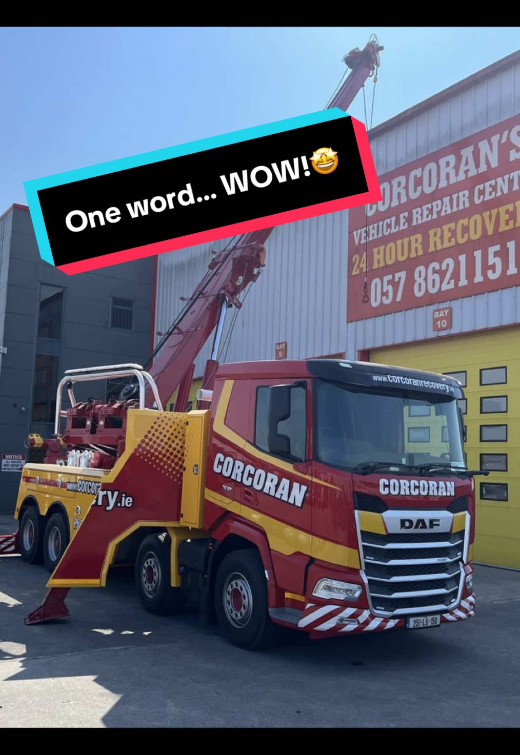 Oh, hello!😍 Now this is a truck you just simply can’t scroll past! Check out this stunning DAF XF, completed with a Century 1150XP 360 degree rotation crane with 7 winches and maxi reach underlift.  What a fantastic new addition to Corcoran Recovery’s fleet! #NewGenerationDAF #DAFTrucks #DAFTrucksIreland #Trucks #DAF #Trucking #TrucksOfIreland #Drivers #trucksoftiktok #transport #irishtruckscene #irishtrucker #sun #crane #recovery #heavyvehicle #hgv #recoverytruck #red