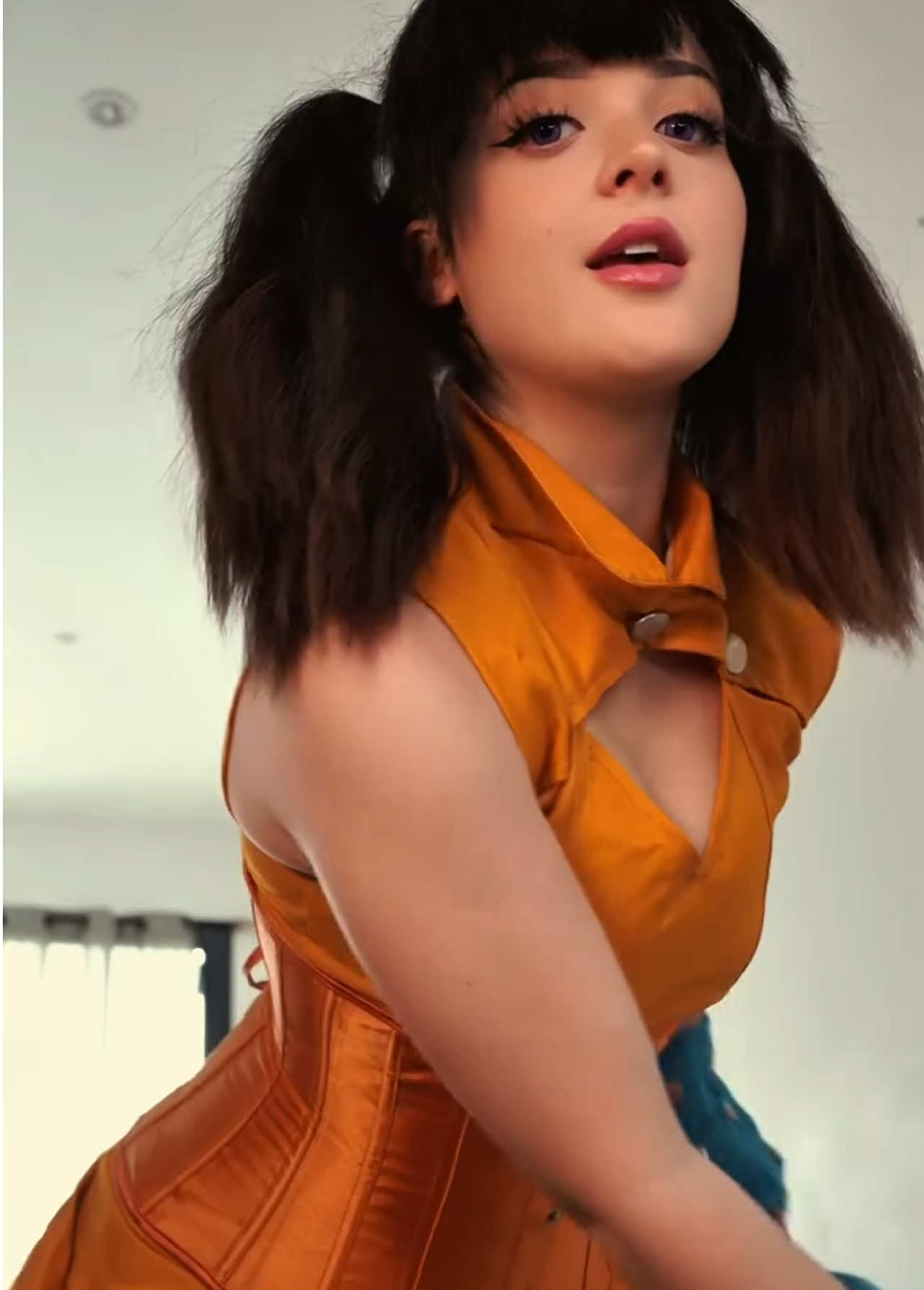 🧡