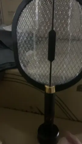 Electric mosquito swatter is being shipped  Hello boss, we produce in China. If you have any needs, please contact us to get the product catalog. The prices are the lowest ex-factory prices.#elctric mosquito#Factory production#Shopping #Home appliances