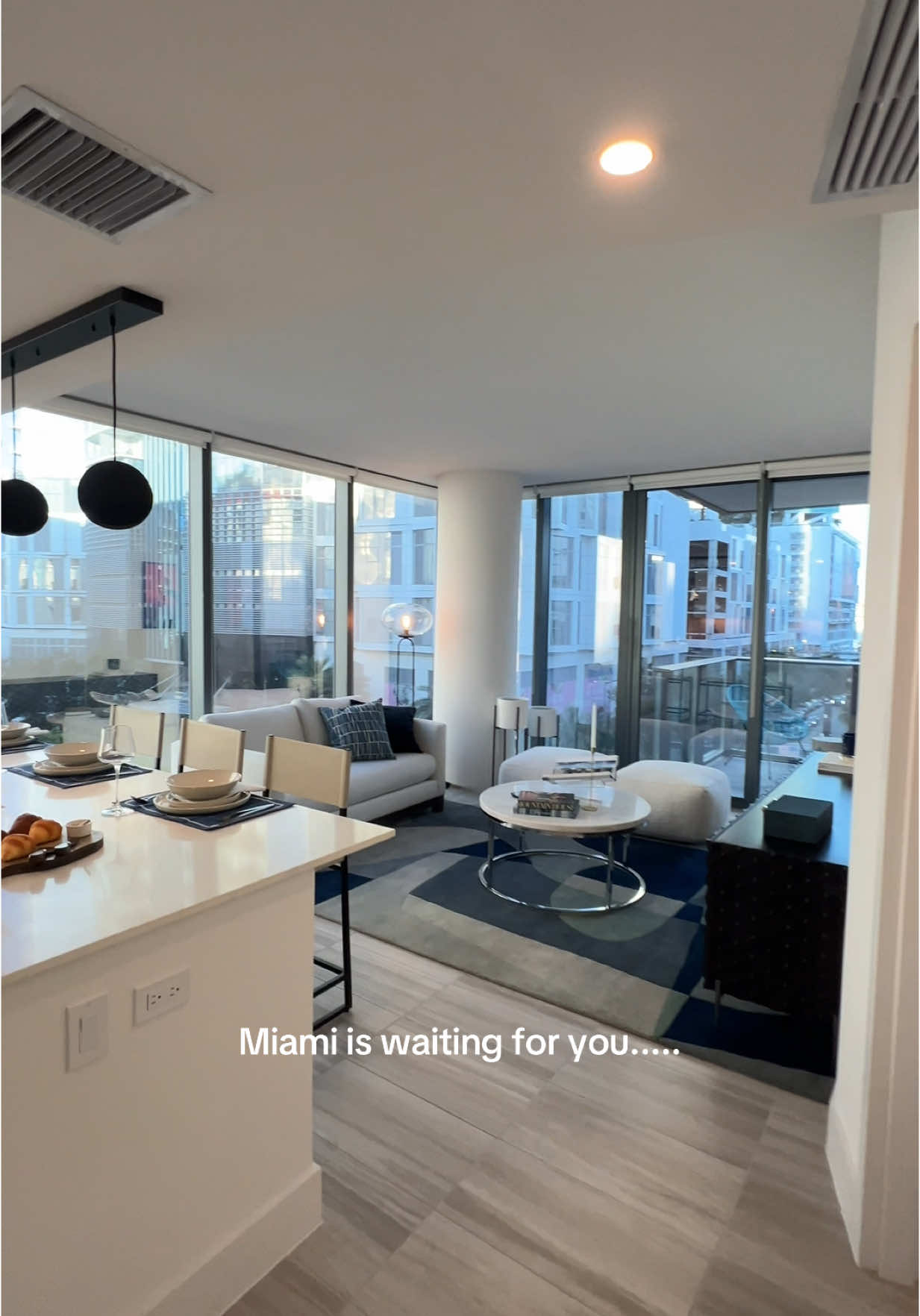 NEW rentals in Miami with luxury amenities! 📲Send us a DM for more info! #miamirent #rentmiami #miami