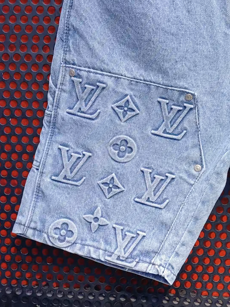Louis vuitton 🎱  #casablanca #maroc #الشعب_الصيني_ماله_حل😂✌️ #balandii_jeans #yassine1 #القريعة🇩🇿🇩🇿🇲🇦🇲🇦🐊🐊 #القريعة_الدار_البيضاء🏠🏠🏠 #balandi 