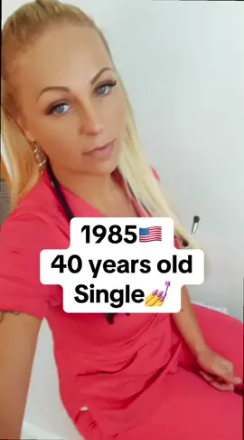 American old woman single #freewoman #lonelywoman 