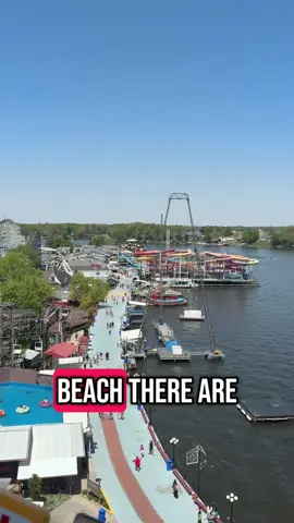 Trying some of our different food Vendors here at the park! First on the list, The Funnel Cake Factory  #indianabeach #foodtiktok #FoodTok #amusementpark #coastertok #rollercoastertiktok #summer2025 #xyzbca #fyp 
