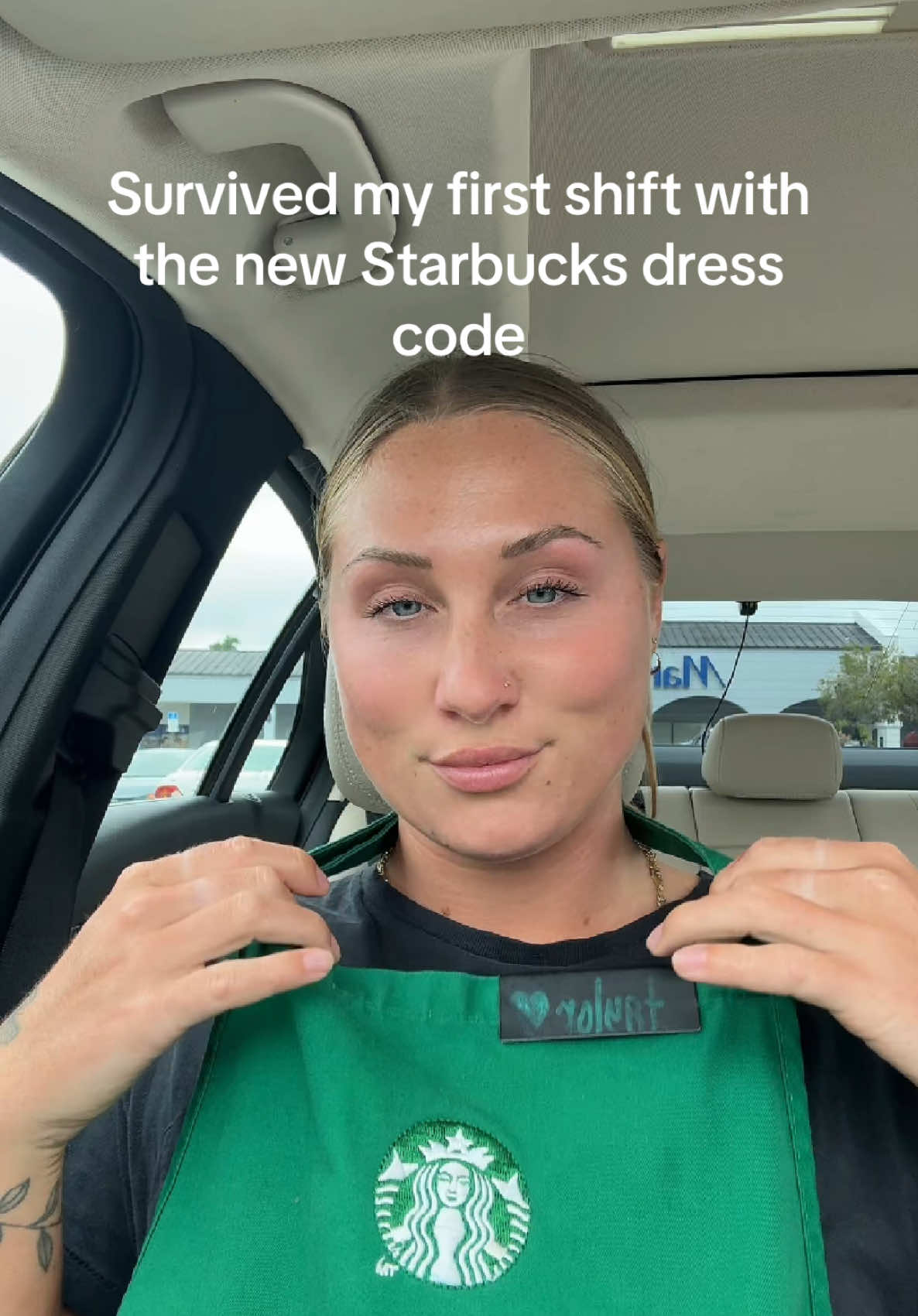 Some say this is dramatic #starbucks #starbuckspartner #starbucksdresscode #sbux #fyp 