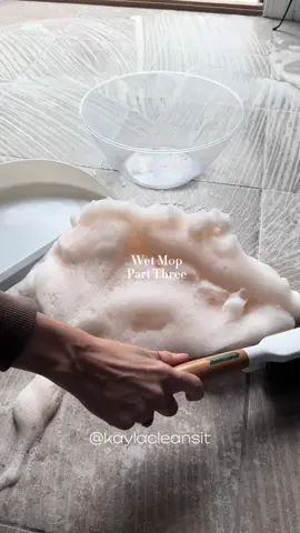Wet mop after the floor scrub collab✨  Idk about you guys but I have been cleaning every inch of this house! These windows are getting it soon lol feels sooooo good🥰 One more video coming later today🫶 #CleanTok #cleaning #cleaningtiktok 