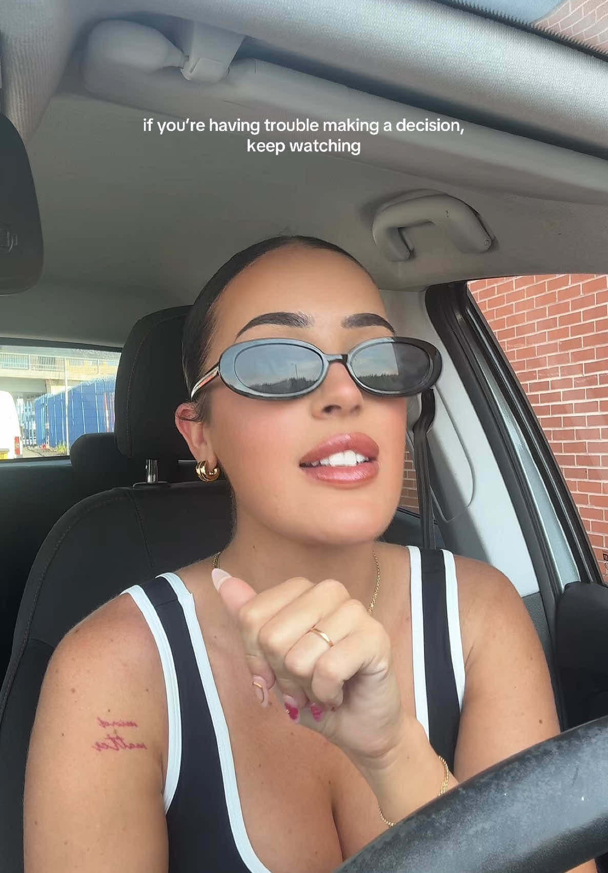 Making tough decisions? Keep watching 💭 #toughdecisions #breakuptok #breakingup #heartbreak #selfesteem #confidence #breakingupwithhim #dumphim #singlesummer #breakupssuck #bigsisteradvice 