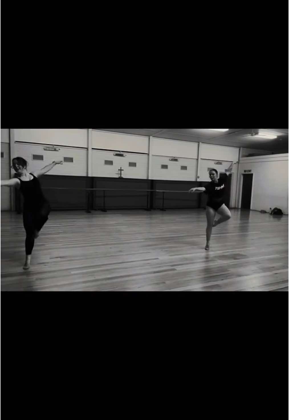‘Ordinary’ Lyrical Throwaway with Miss Heather #foryoupage #fyp #dance #dancer #choreography #choreo #lyrical #contemporary #danceclass #ordinary #dancestudio #dancechallenge @JADE H🍒 @caitlyn 