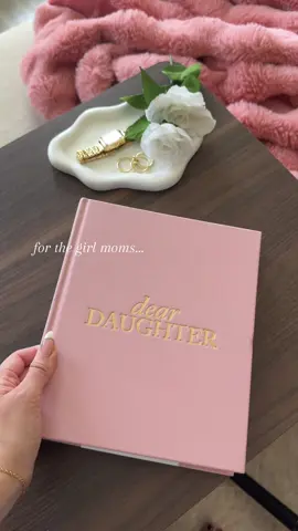 the perfect Mother's Day gift for all mamas ✨💕🌸📝  #memorybook #memoryjournal #babyjournal #keepsake #mothersdaygiftideas #spotlightfinds #momfinds #tiktokshopmothersday #tiktokshopcreatorpicks #tiktokshoprestock #ttslevelup #ttsdelightnow #tiktokshopspringglowup 