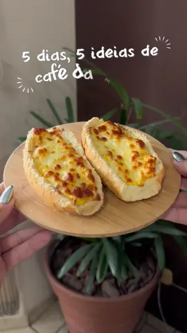 5 dias, 5 ideias de café da manhã💡  DIA 1: Pão com Ovo 🍳  •2 ovos cozidos •1cls de requeijão light  •1 fatia de queijo muçarela  •Temperos a gosto  ⏰ Air Fryer à 200° por uns 10 minutos  Salva essa receita pra testar depois e manda pra aquele amigo que ama uma receita saudável #CapCut #receitas #receita #Fitness #saudavel 