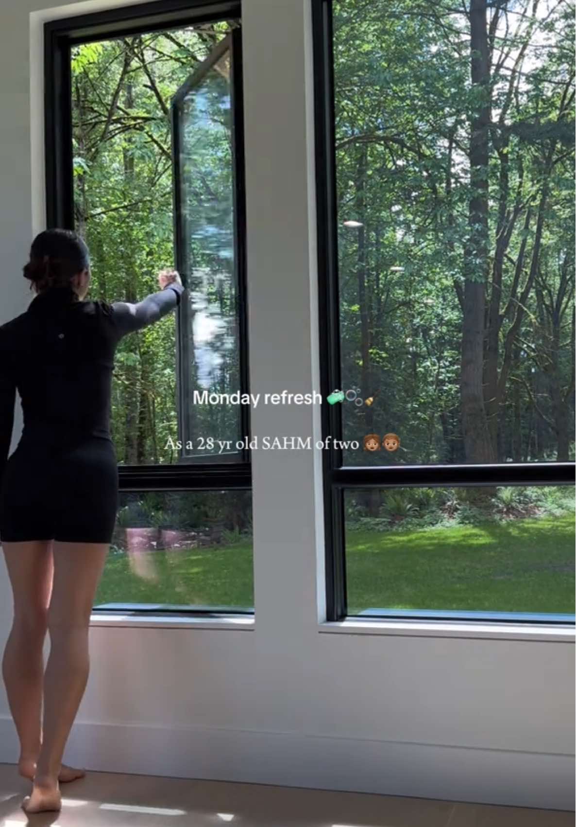 Happy Monday yall! Hope everyone had the best Mother’s Day weekend & didn’t lift a finger;) as much as I love fast paced edited cleaning videos, there’s something about the slow relaxing ones that I just love as well ( and are a bit more easy to edit & film 🤣)  #CapCut #fy #CleanTok #sahm #cleaningtiktok #cleaningmotivation #dailyreset #ditlofamom #eufyHydroJet™ #sahmlife #sahm 