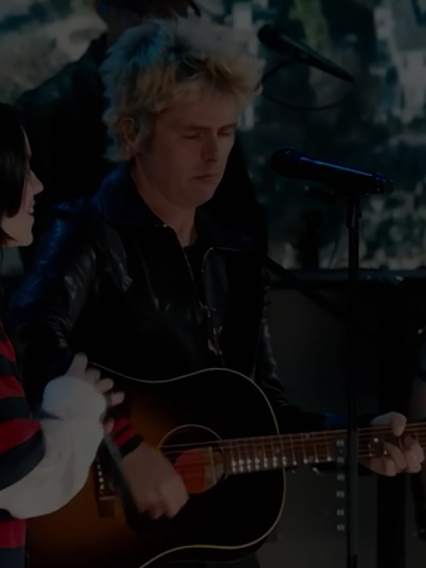 | Green Day Ft. Billie Eilish - Last Night On Earth (LIVE) | . . . #fyp #foryoupage #4u #masukberanda #greenday #lastnightonearth #21stcenturybreakdown #billiejoearmstrong#mikedirnt #trecool #billieeilish #jasonwhite #jasonfreese #storywa #liriklagu #lirikterjemahan #musiclyrics #playlist #spotify #punk #punkrock #rock #20s #capcut