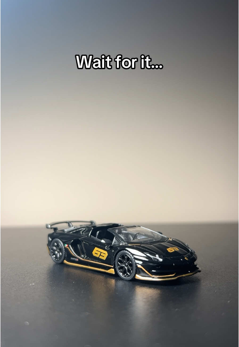 Get yours here!!☝️#tiktokshopfinds #tiktokshop #ttshop #modelcars #164scale #lambo #lamborghini #aventador #svj #aventadorsvj 