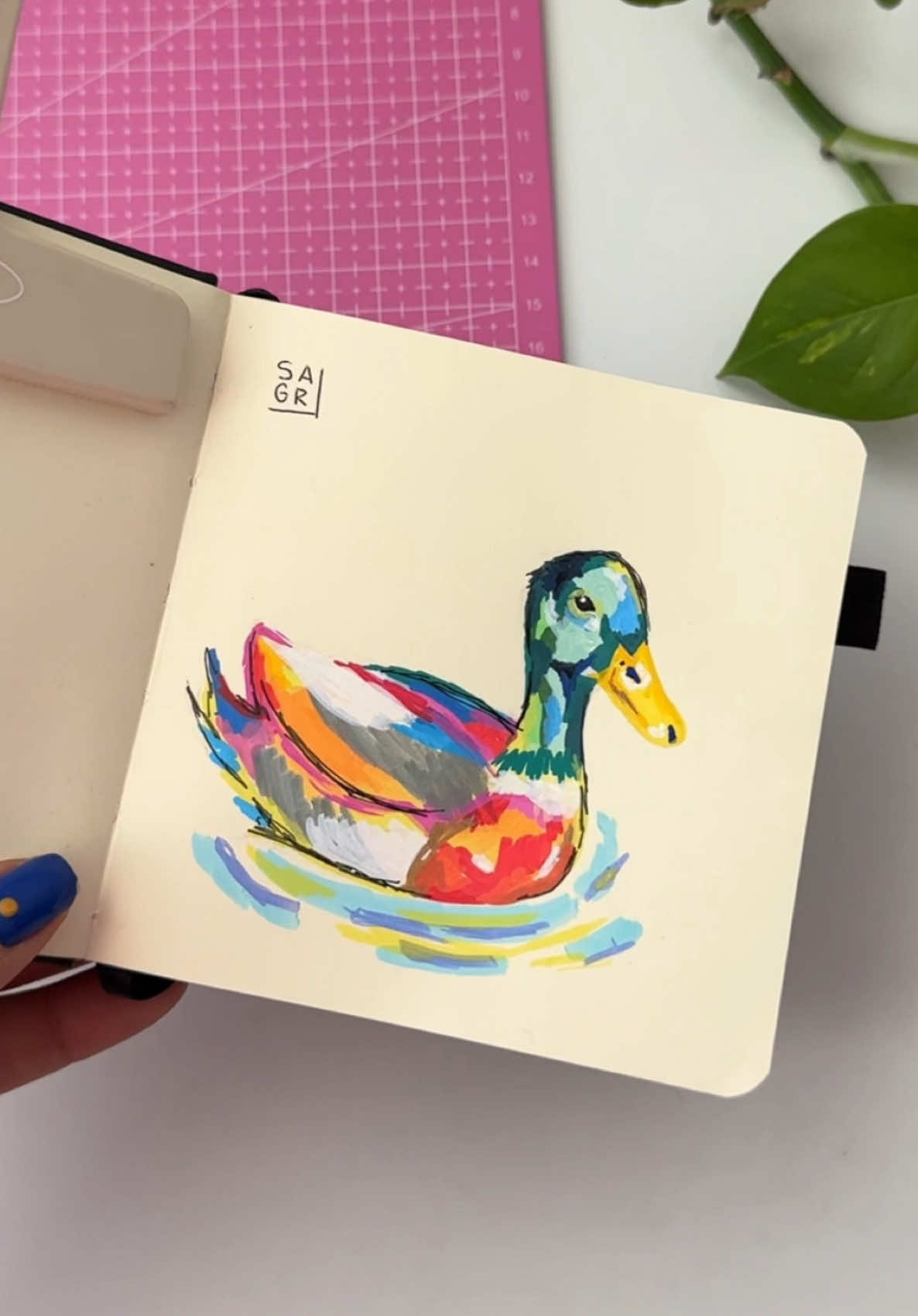 Encontré el sketchbok mini que puedes llevar a todos lados! 📓✨ #sketchbook #art #dibujo #amazonfinds #compras #drawings #libretas 