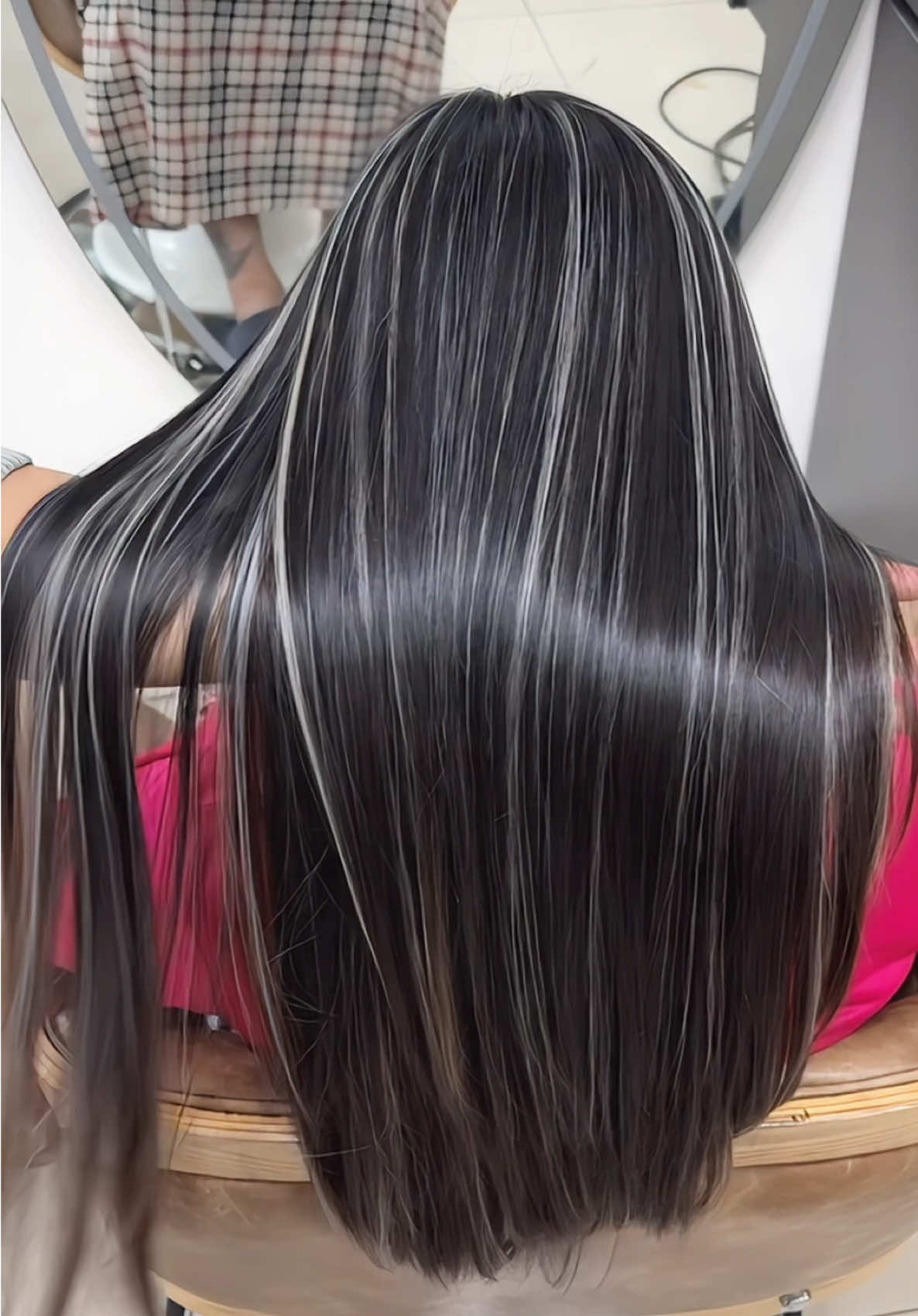 Highlight trên nền tóc đen không nhuộm #salonhoangwy55phanhuyich #babylight #Highlight #chuyênhighlight #highlightphủbạc 
