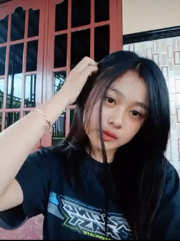 aduh aduh 🤭@Vani🐣 #fyp #vani #4u #fotogeser 