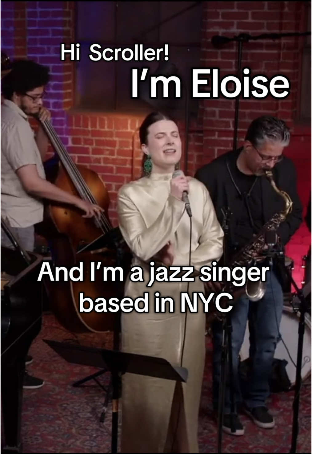 HELLO! Do you like jazz? Well I’m a jazz singer and I have some songs for you 🎺😂🫶 #jazzsinger #jazztok #singing #fyp #laufey #ellafitzgerald #jazzcover #franksinatra #speakeasy #jazzstandard #nyc #whattodoinnyc 