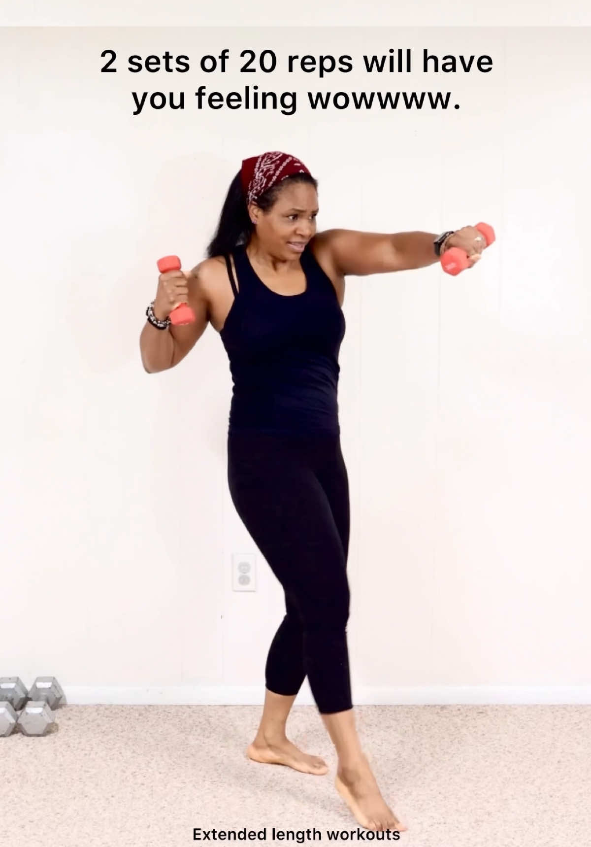 Feel the wowwww: Start with no weight, then add light weights when you’re ready. I’m using 3lbs. Keep your core engaged as you briskly crossbody punch it forward.