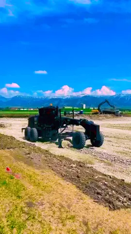 #Qasim #Grader #operator #cat #aly #shaheen 