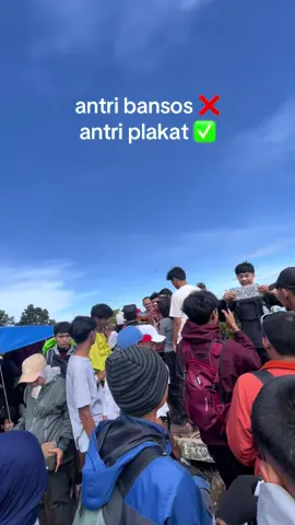 rules-1, jangan naik gunung gede pas long weekend😭  #gununggedepangrango #montain #pendakigunung #rules #foryoupage