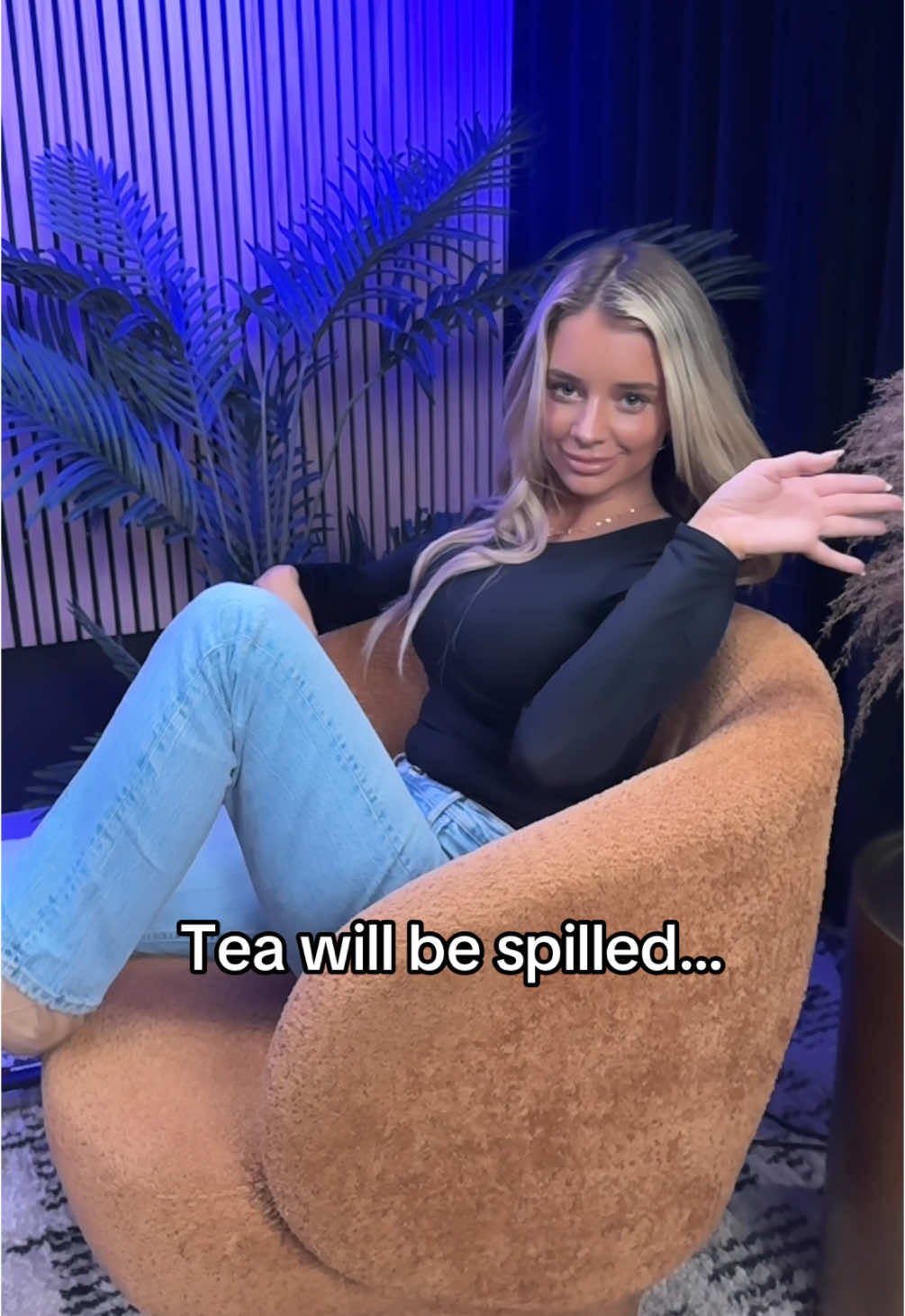 All the @Vanderpump Villa on Hulu tea will be spilled! @hagen_bach & @hannahfouch are in the hot seat. And what’s up with those Mormon Wives 👀 Tune in to No Filter with Zack Peter Tuesday morning! #VanderpumpVilla #PumpRules 
