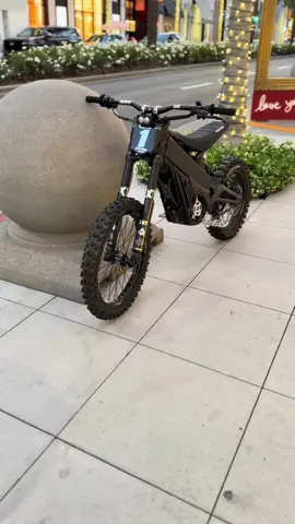 pantie dropper💦 #talaria #talariaxxx #surron #cleanest #clean #1 #bike #ebike #dirtbike #electric #gas #beverlyhills #sunset #suspension #seat #wheels #money #foryou #fyp #x3mason 