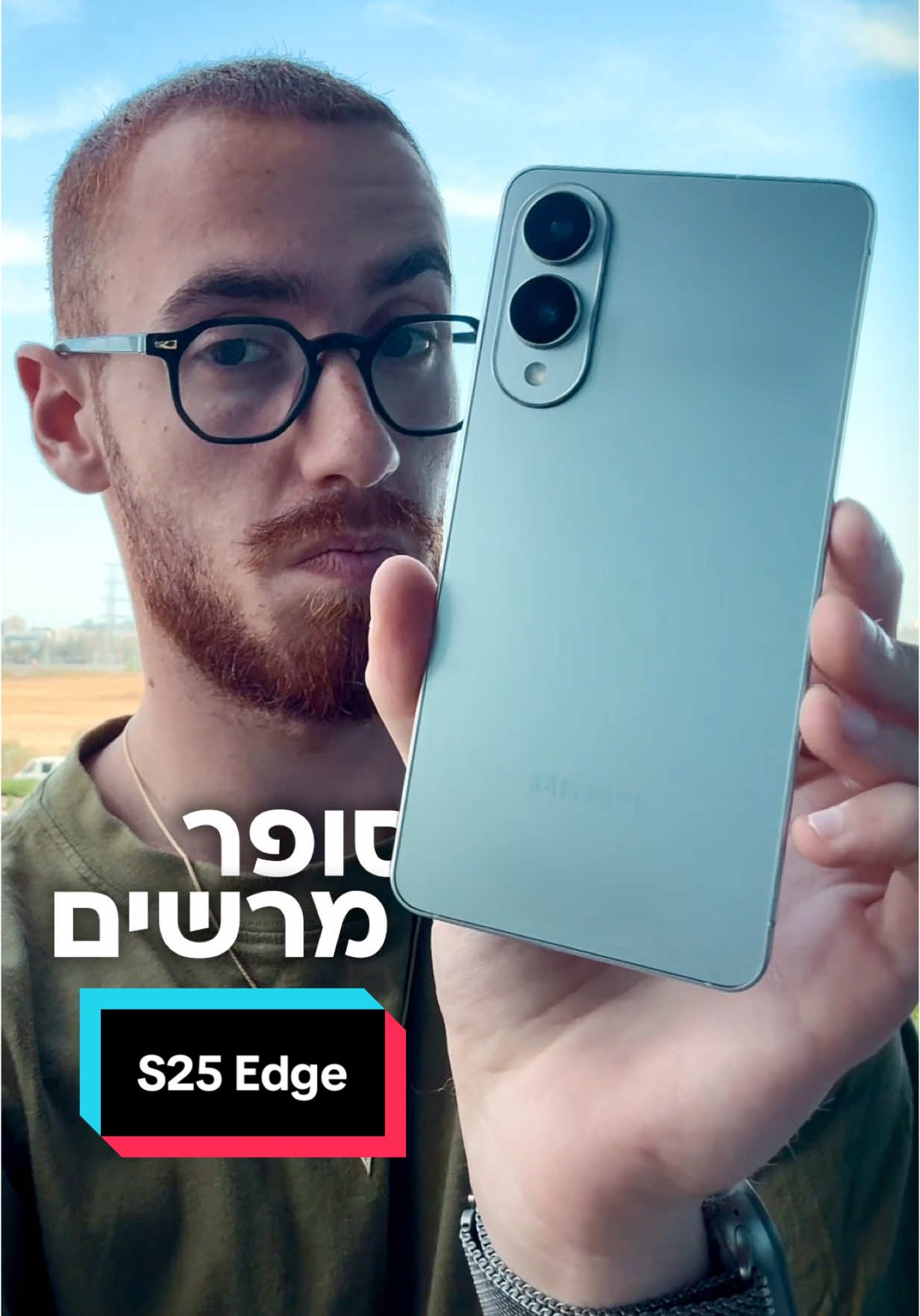 Galaxy S25 Edge 🤯  #s25edge #s25ultra #iphone 