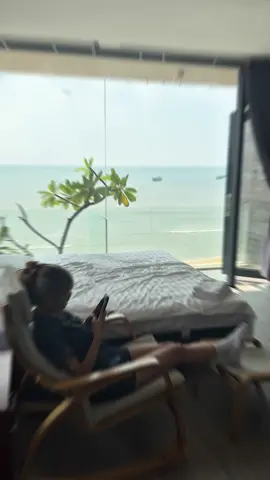 Em cứ việc yêu bản thân, tự khắc sẽ có người tranh dành việc đó với em #vungtau #phuochai #travel #canhovungtau #dulichvungtau #homestayvungtau 
