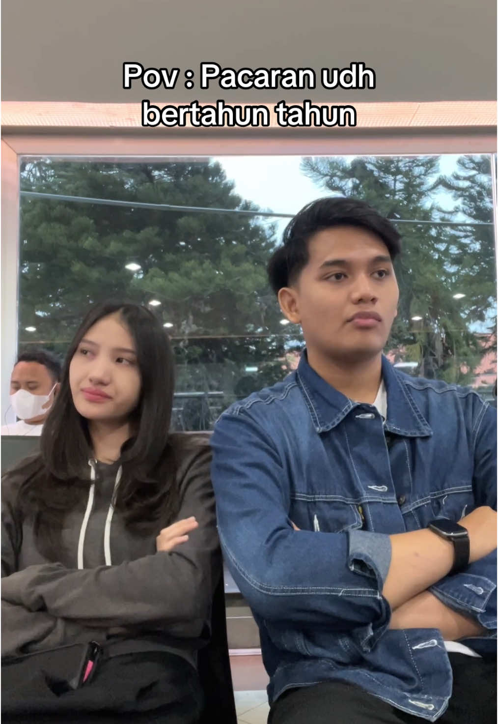 Gak tau bingung mau ngapain lagi 