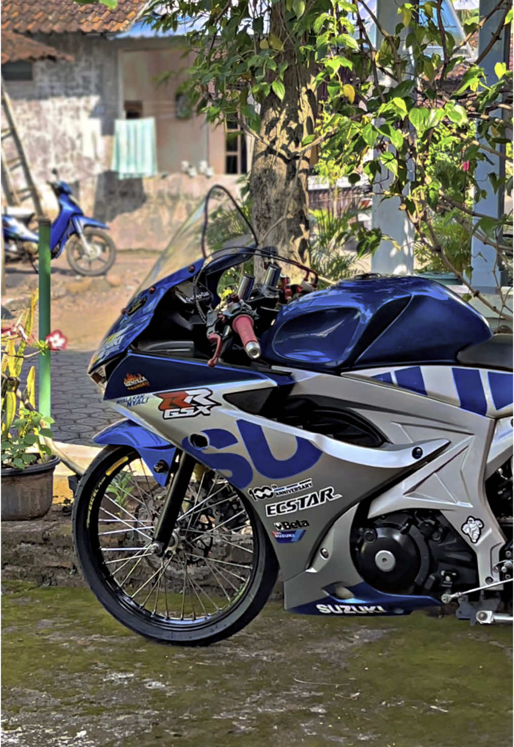 Kencang tidak perlu..ganteng nomer satu😎#gsxr150 #gsx #fypシ゚viral #fyp #gsxindonesia #gsxr150modifikasi #gsxgang #gsxr #fypシ 