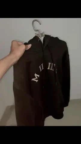 M231 Hoodie Hitam lagi promo gess🤩 #fyp #hoodie #m231 #lokalbrand #OOTD #afiliate #viral 