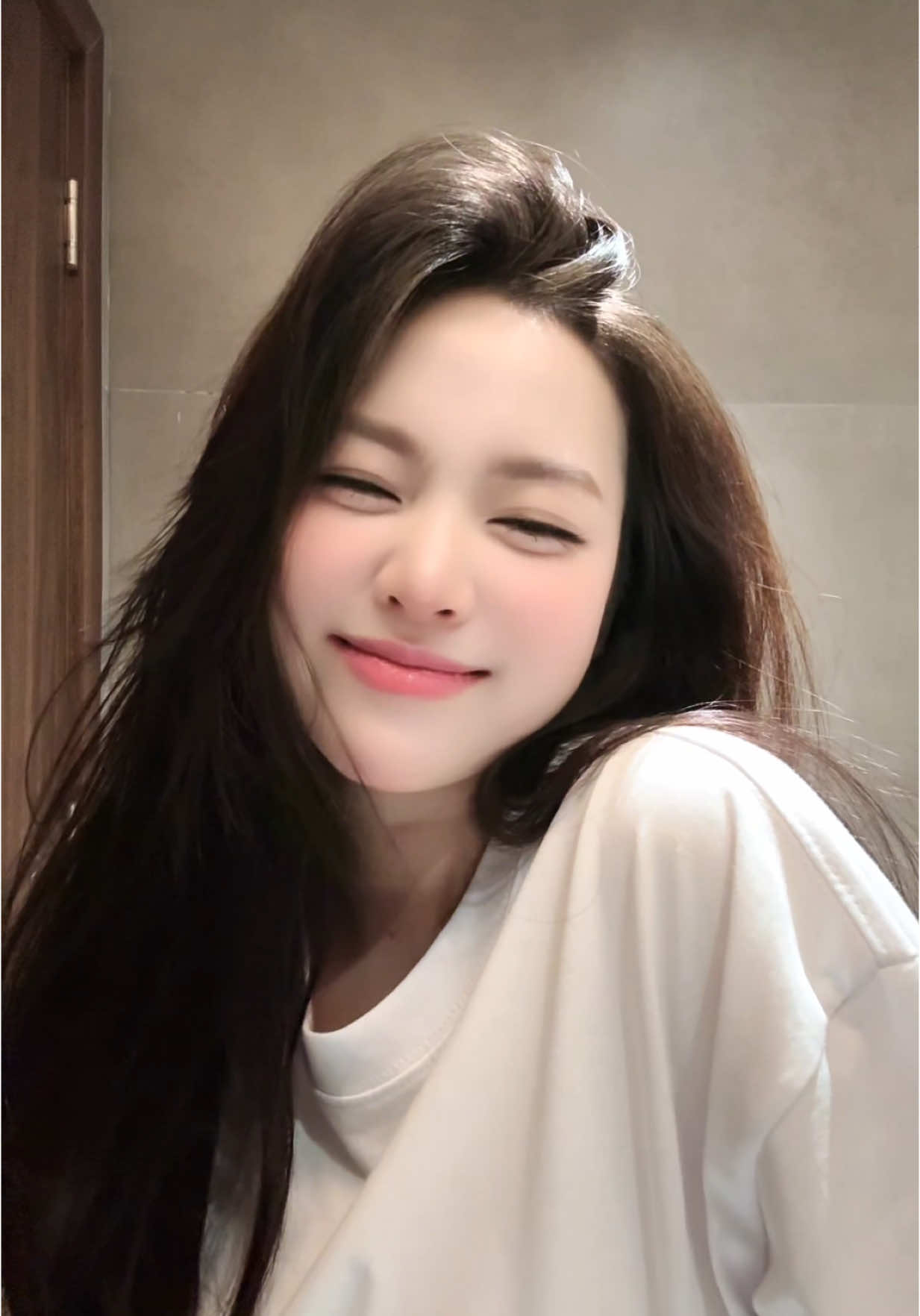 tat ca se thay em di voi anh cung anh ...