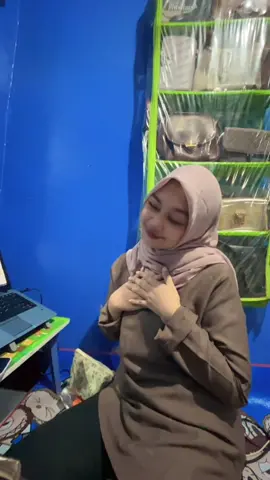 p @Zaranih jomblo nih gaiss! 🤣🫵