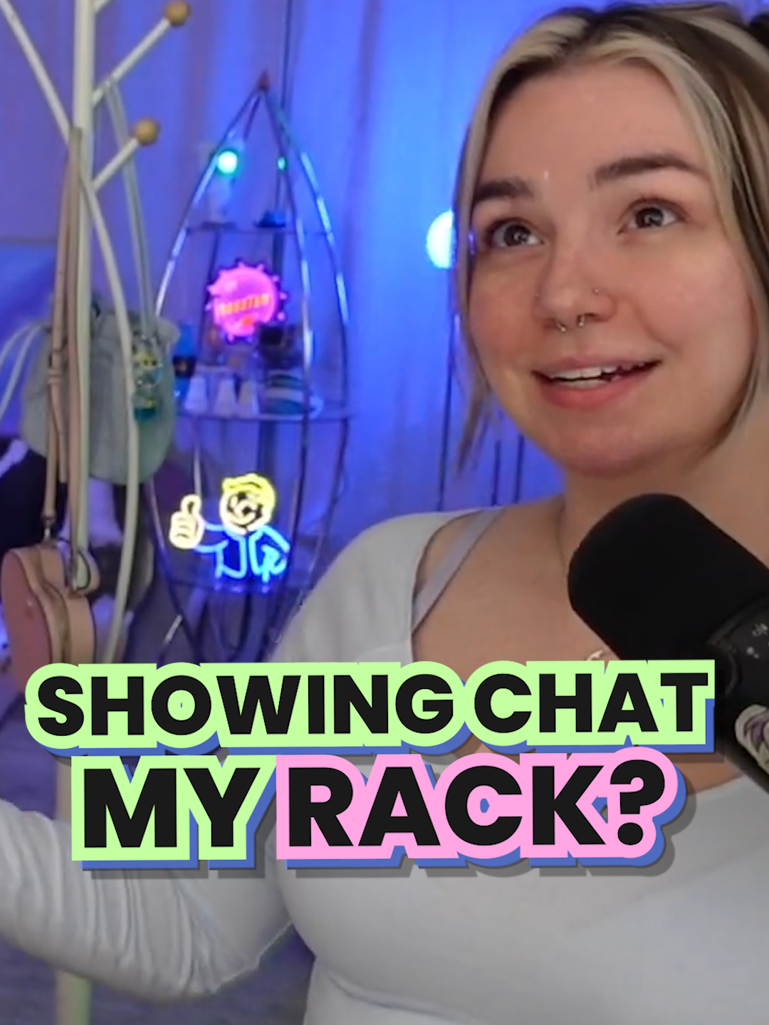 New thrift for my stream room 🥰 #funnymoment #girlstreamer #twitchclip #roastme #justchatting