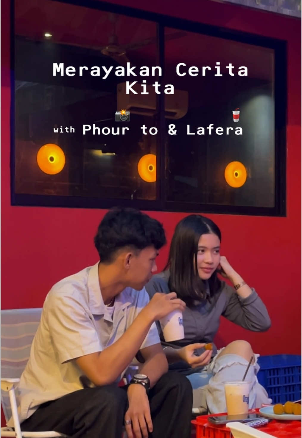 Menikmati sore hari di Lafera dan mengabadikan momen seru ini di Phour to CH2 Karena sampai tanggal 31 Mei ini setiap transaksi 50K di lafera kamu bakalan dapetin free voucher 10% untuk semua sesi foto di Phour to Studio #coffeeshoppekanbaru #pekanbaru #selfphotostudio 