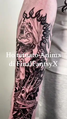 Uno dei giochi a cui più sono legato, #finalfantasyx Chi mi fa fare Shiva e Bahamut? #anima #ffx #tattoo #blackwork #tatuaggino #squareenix #kingdomhearta #finalfantasy 