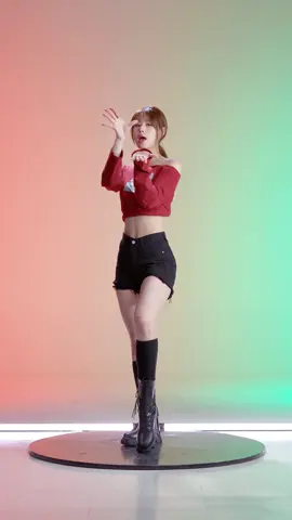 Hands up🙋‍♀️❤️ #meovv #handsup #handsupchallenge #미야오 #fyp #onepickent #원픽이엔티 