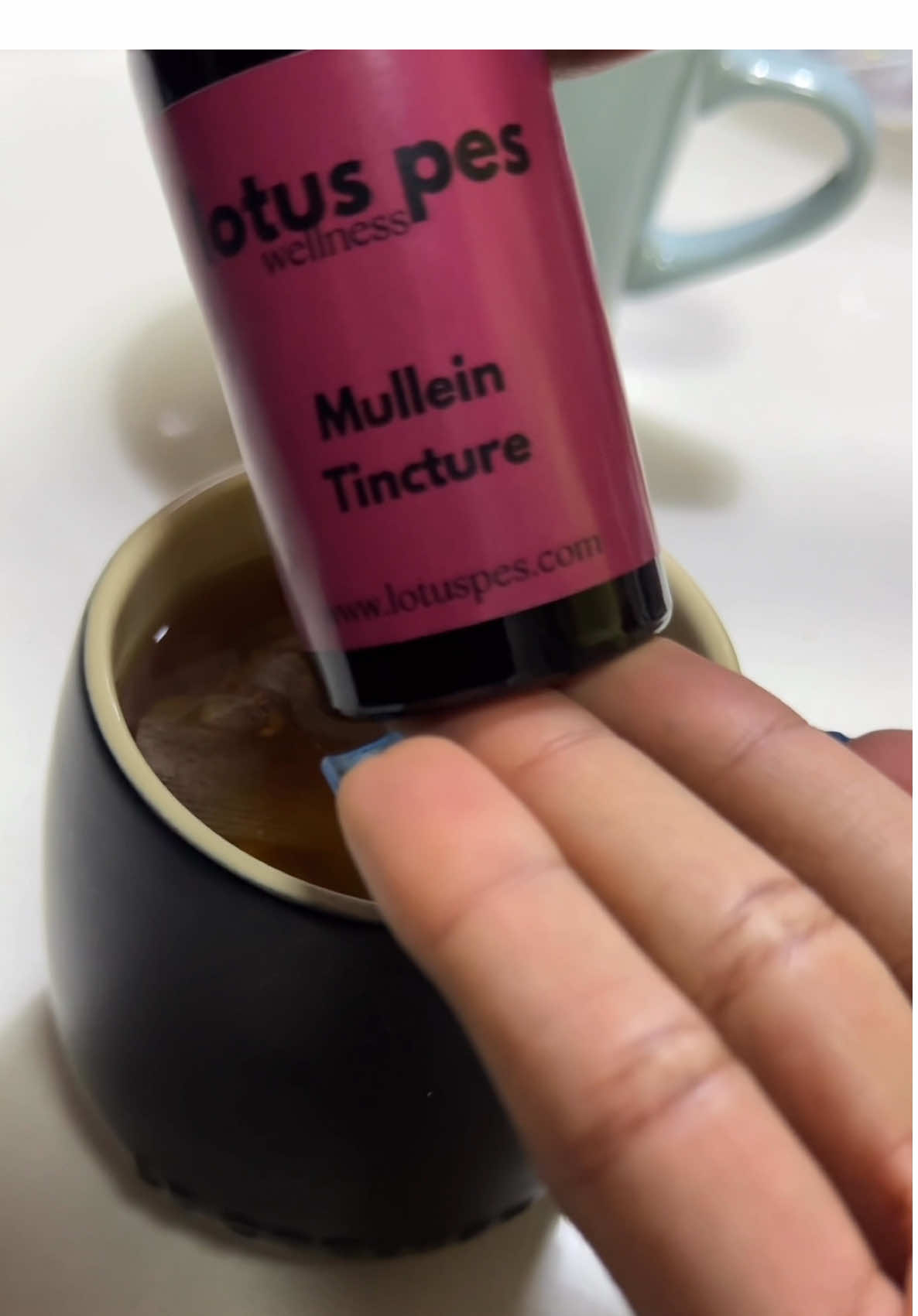 Sick season doesn’t stand a chance with this healing trio. Whether it’s a scratchy throat, tight chest, fatigue or flu symptoms creeping in — this combo helps your body fight back fast: 1. Sea Moss Drops – Packed with over 90 minerals your immune system desperately needs when fighting off infection. Helps with fatigue, inflammation, and daily recovery. 2. Mullein Tincture – A powerful herbal lung tonic that clears out mucus, soothes coughing, opens up the chest and supports easier breathing. Ideal for congestion, post-nasal drip or lingering colds. 3. Bee Healed Herbal Electuary – A natural immune booster with honey, herbs and anti-viral support. Strengthens your system and speeds up recovery while calming inflammation. We don’t wait for the flu to take over. We fight back with nature. No side effects. No chemicals. Just potent plant power. Have you stocked up yet? #FluRemedy #ImmuneSupport #SeaMossDrops #MulleinTincture #BeeHealed #NaturalHealing #HolisticWellness #ColdandFluSeason #LotusPes #HerbalMedicine #PlantBasedHealing