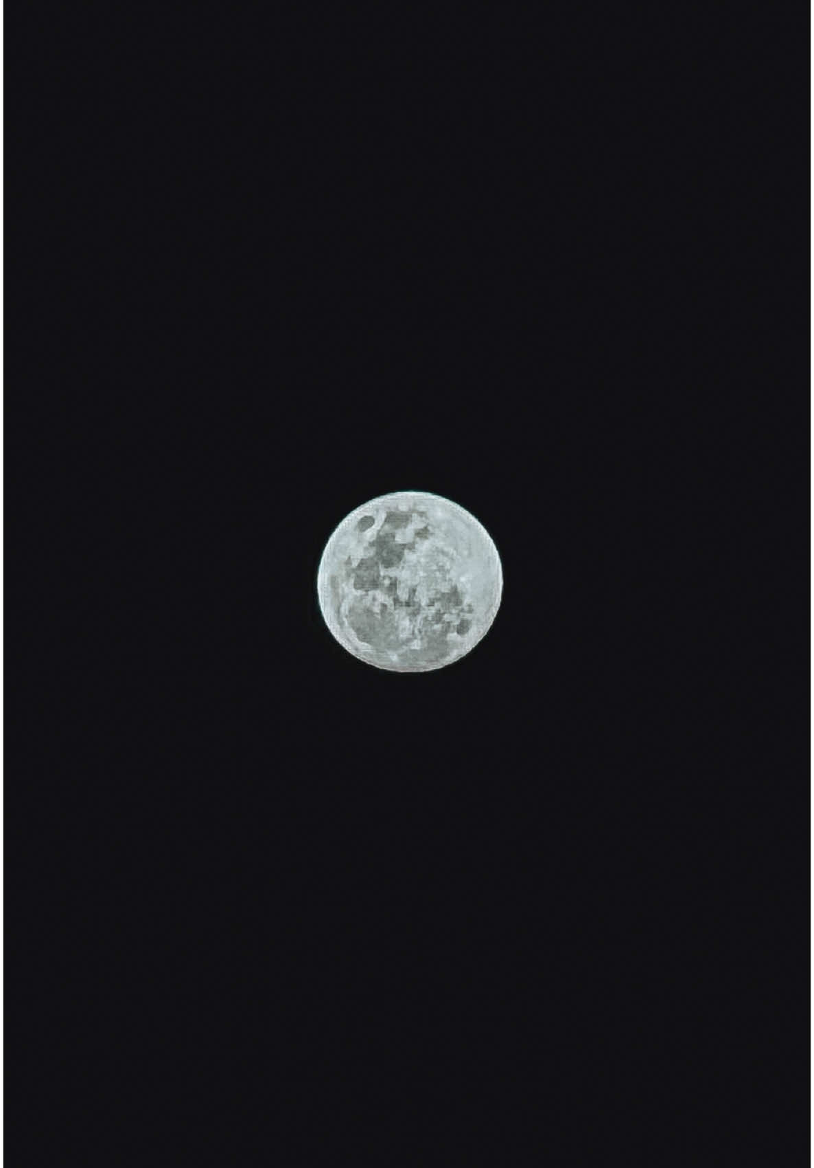 Step by step ⬇️ Here’s how to get a clear shot of the moon on your iPhone! 🌕📲 1. Switch to video mode 2. Bring exposure down to -2.0 3. Zoom in as far as your phone can 4. Tap on moon to focus 5. Drag down on screen till details can be seen 6. Start recording and screen capture! - Photo at the end is a screen grab from the recorded video - There is sharpening and editing applied in Lightroom  Send this to someone who should try it out! 📸 . #mobilephotography #moon #iphone #photography #fullmoon #viral #fyp #photographer