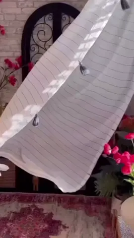 والله الطف بالعباد واعلم 🤍