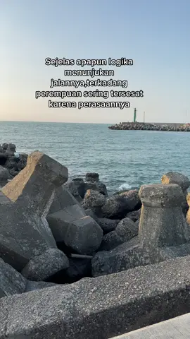 Lagunya deep bangeet #fypdonggggggg #fyppppppppppppppppppppppp #liriklagu #katakata #sadstory #4u 