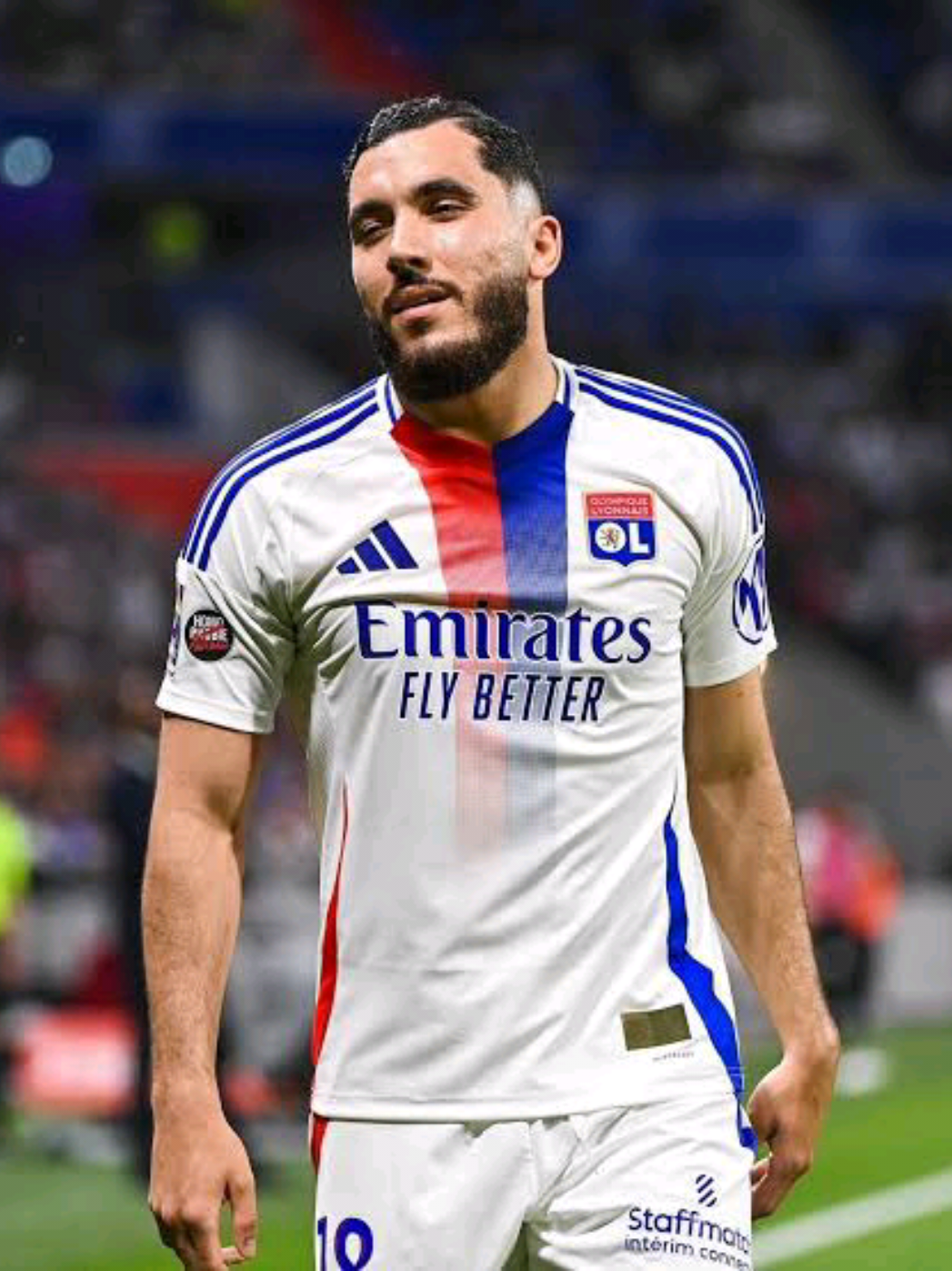 Rayan Cherki OTW Liverpool Mo Salah udah tua waktunya yang muda tampil cuma dibandrol £22.5 Juta harga yang sangat murmer buat dia dengan skill dan gaya mainnya bagaimana menurutmu? #fabrizioromano #rayancherki #cherki #lyon #liverpool #mohamedsalah 