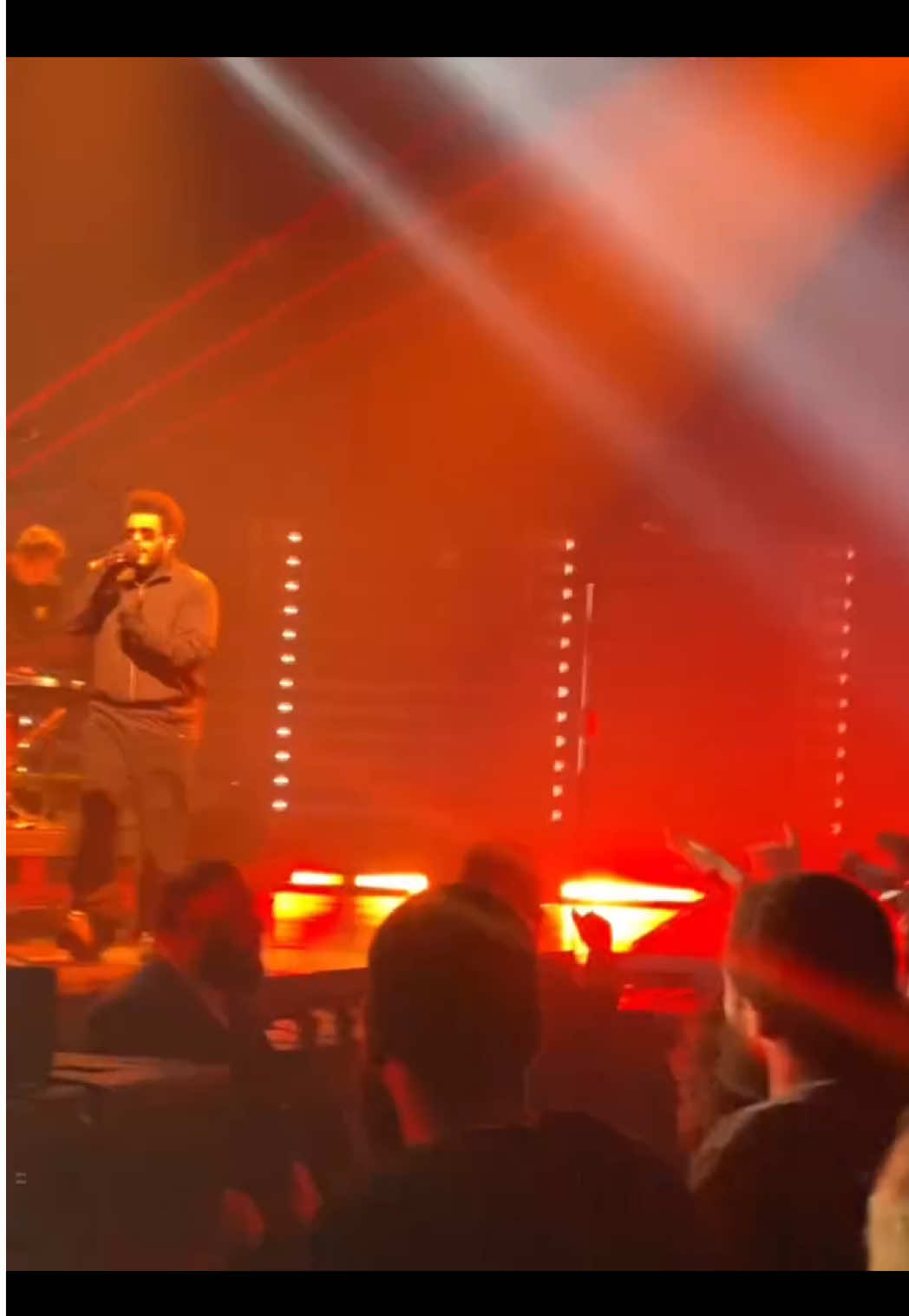 The Weeknd —Robin Hood Benefit Concert, New York.🎤 🎥: /_queenn.michelle_ (ig) — @The Weeknd #theweeknd  #fyp #abeltesfaye #news #update #TheWeekndEXP #theweekndxo #xo #xotwod #abeltesfayexo #goviral #foryoupage #abelsupdate #theweekndupdate  #newalbum #albumrelease #performance #robinhood #wakemeup 
