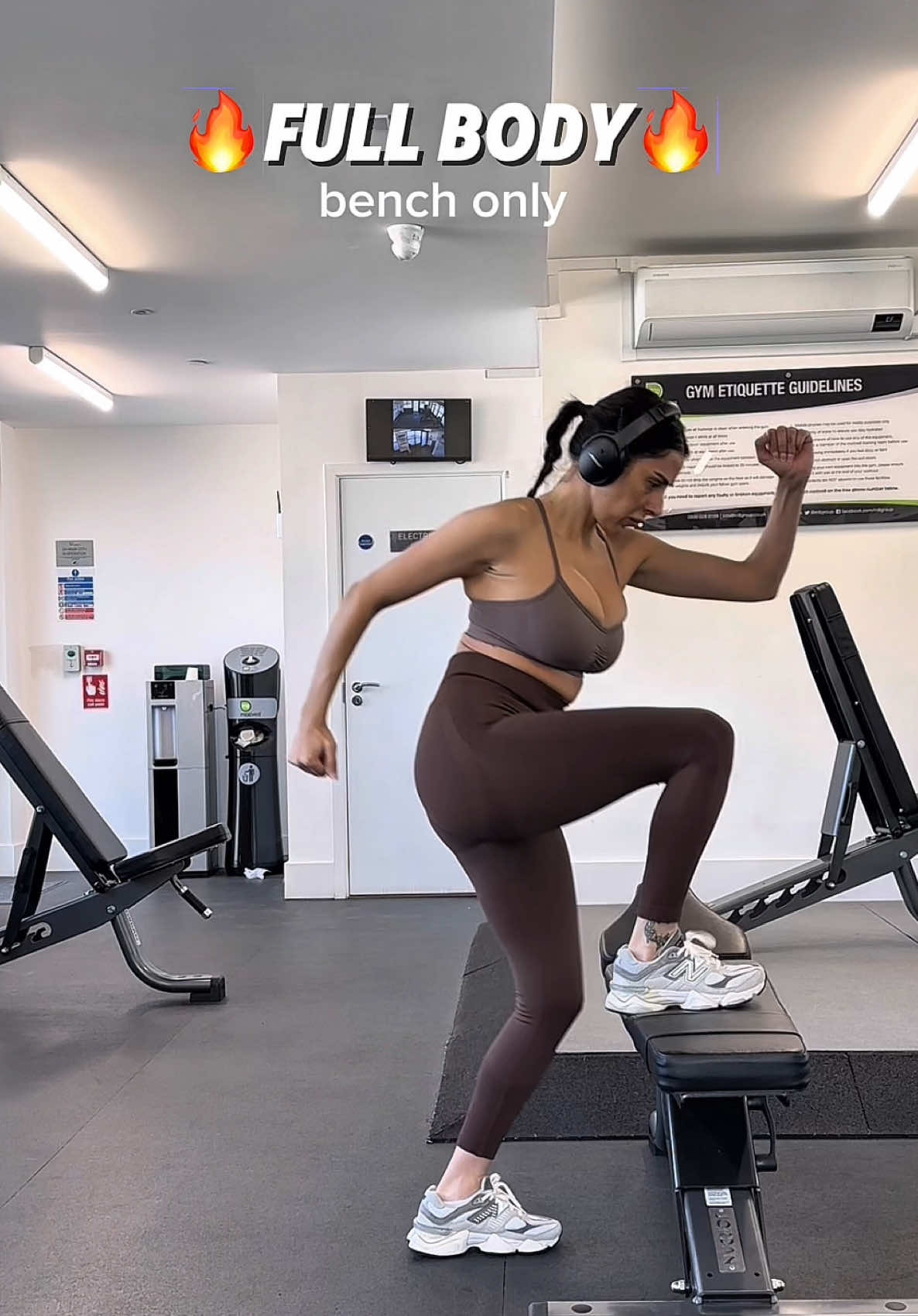 🔥Full Body🔥(bench only) 🔥1-Step box w/ reverse lunge 🔥2-Up and overs 🔥3-mountain climber w/push up 🔥4-Bench flutter kicks 🔥5-pistol squats 🔥6-Candlestick 40sn on 20sn off Cc @fitnessdilekofficial  #fullbody #fullbodyworkout #fatburner #fatlosstips 